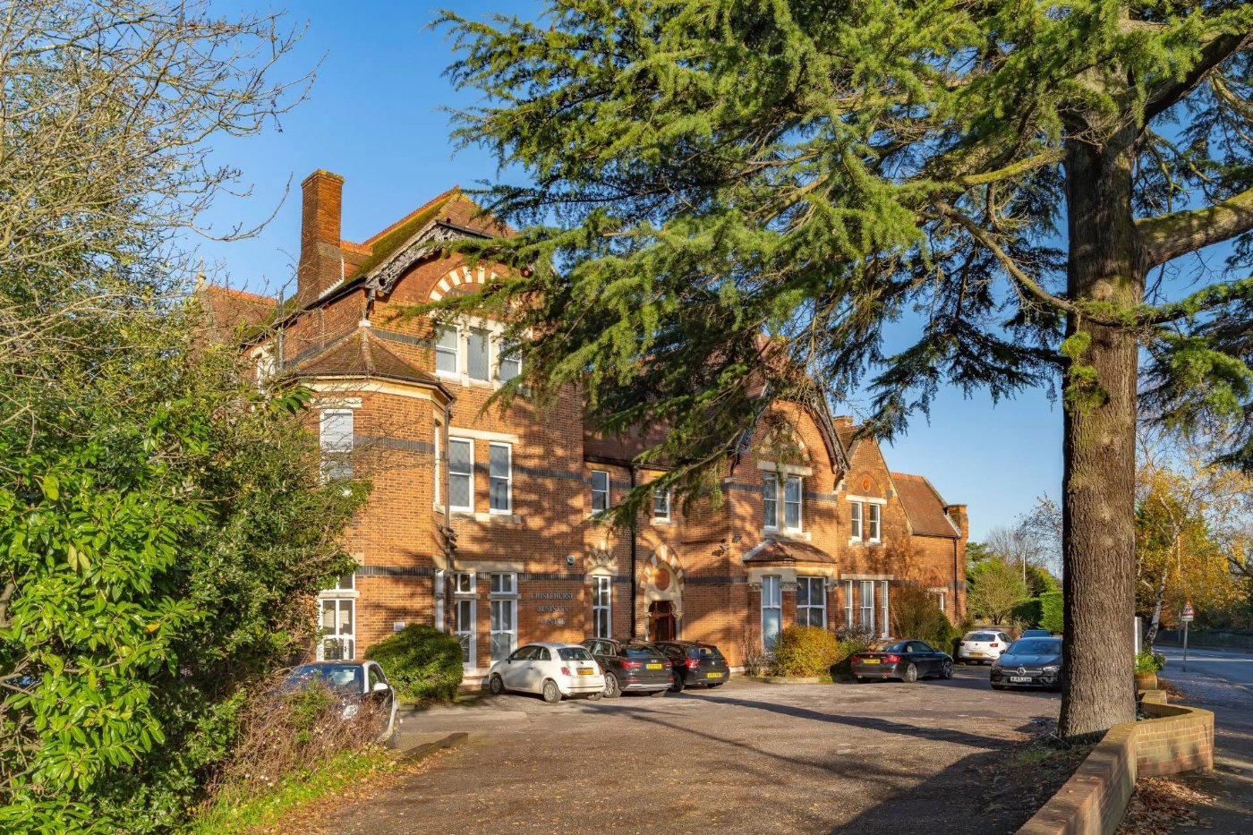 1 Bromley Lane,, Chislehurst, BR7 6LH,